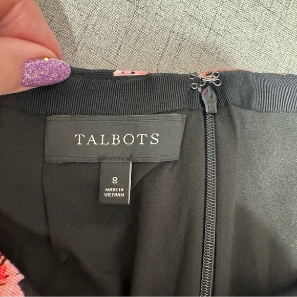 Talbots Floral Pencil Skirt Pink Coral Black Size 8 - Picture 8 of 9
